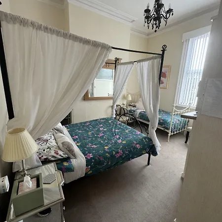 Hotell Albemarle 2*