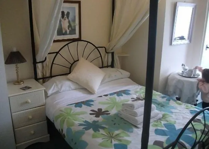 Albemarle 2* Scarborough